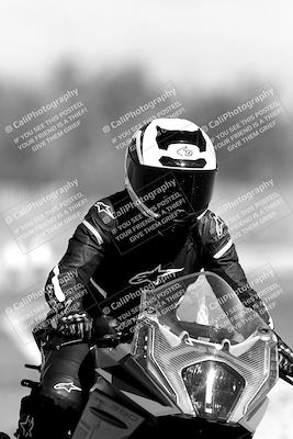 media/Nov-06-2023-Moto Forza (Mon) [[ce023d0744]]/4-Beginner Group/Session 3 (Track Exit)/